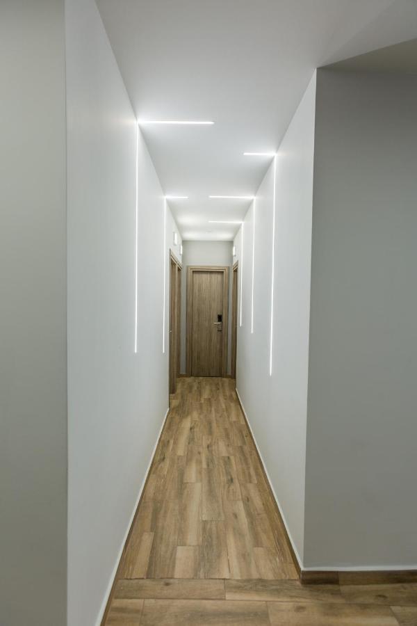 Raise Athens Metro Apartments エクステリア 写真