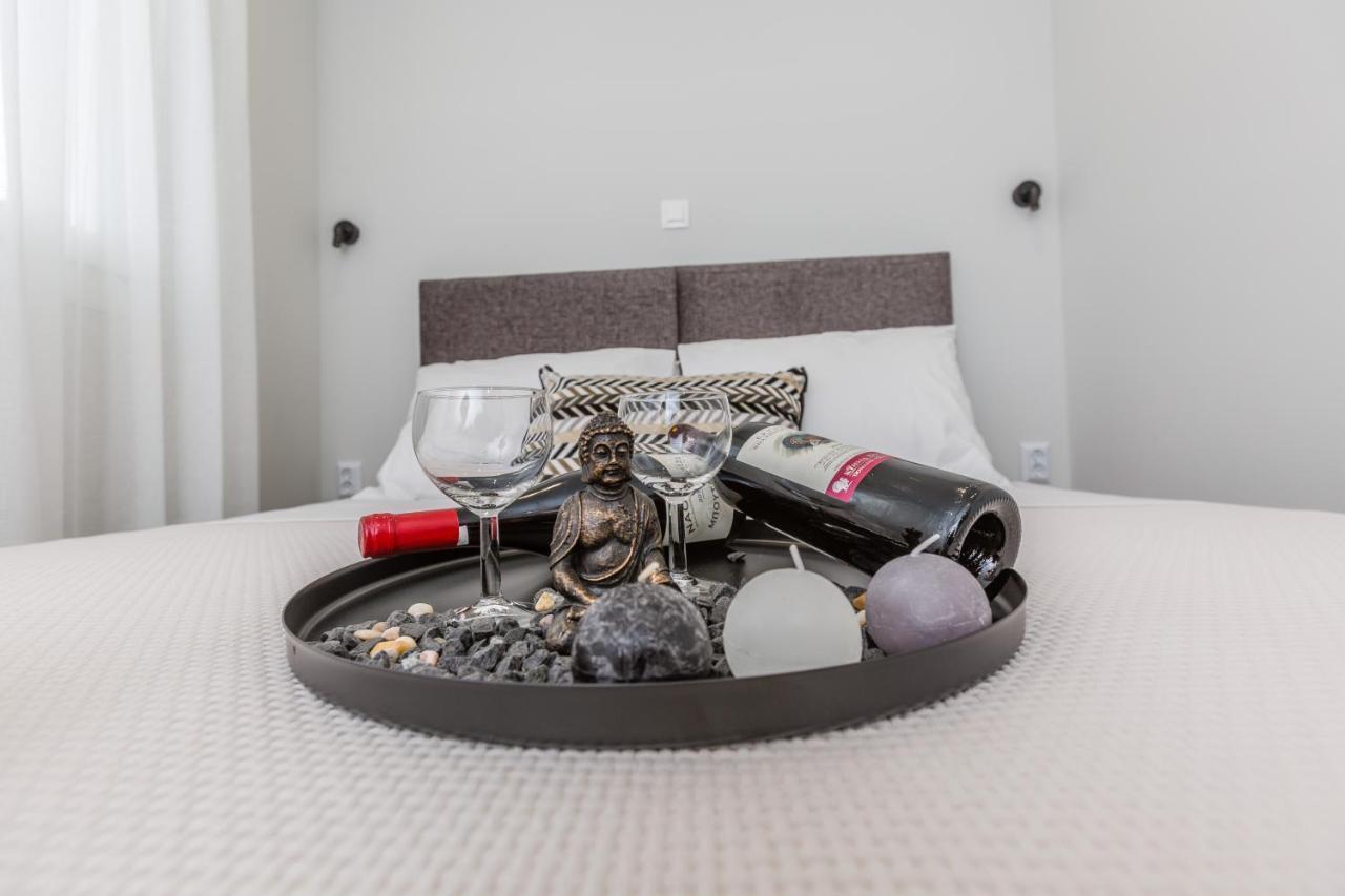 Raise Athens Metro Apartments エクステリア 写真