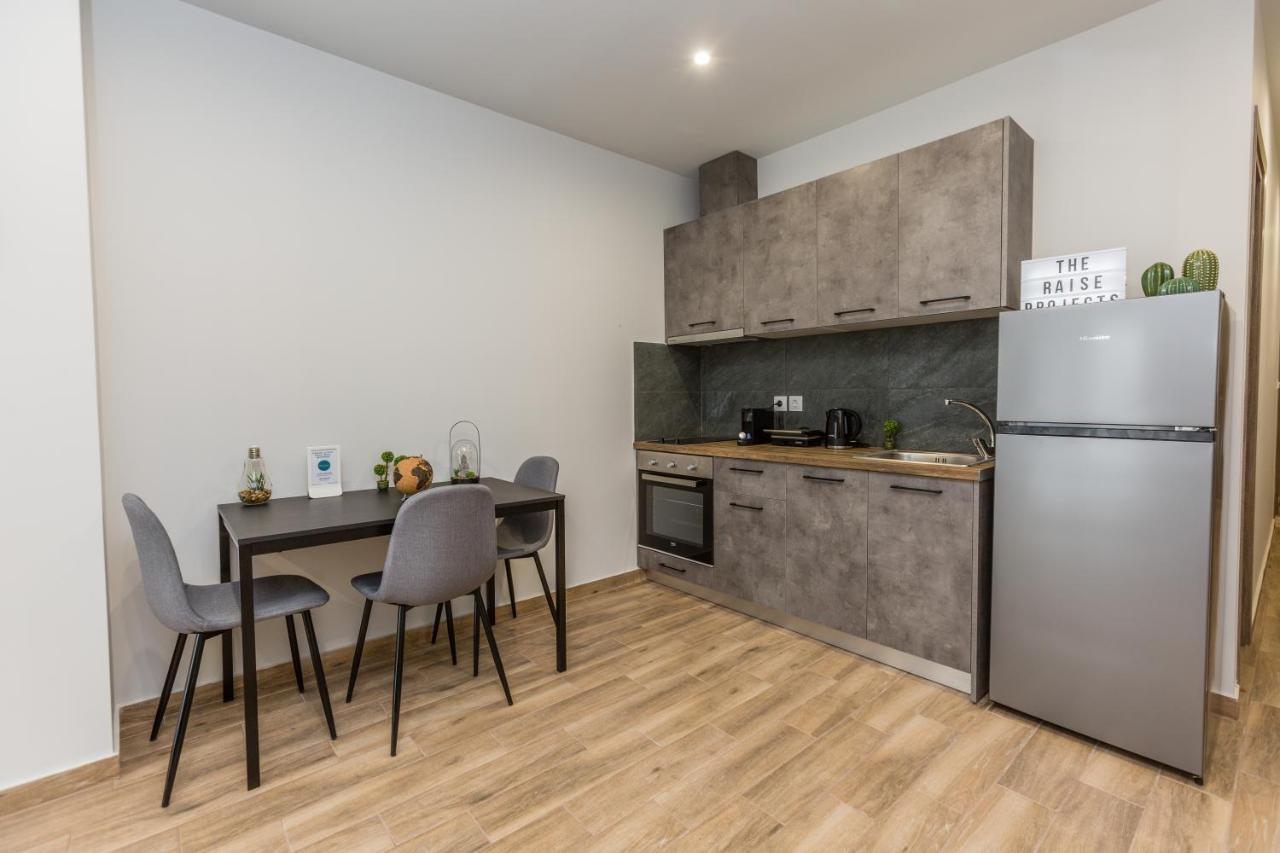 Raise Athens Metro Apartments エクステリア 写真