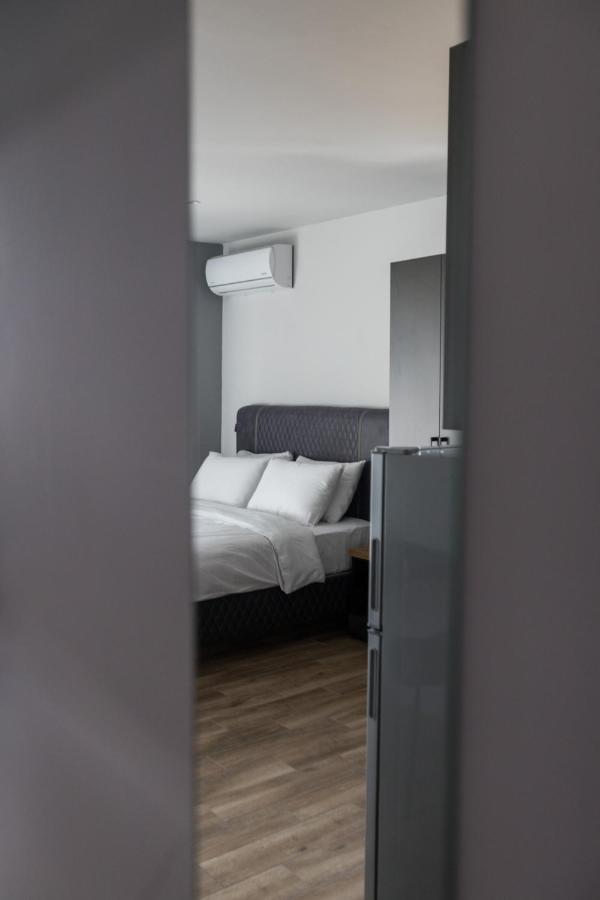 Raise Athens Metro Apartments エクステリア 写真